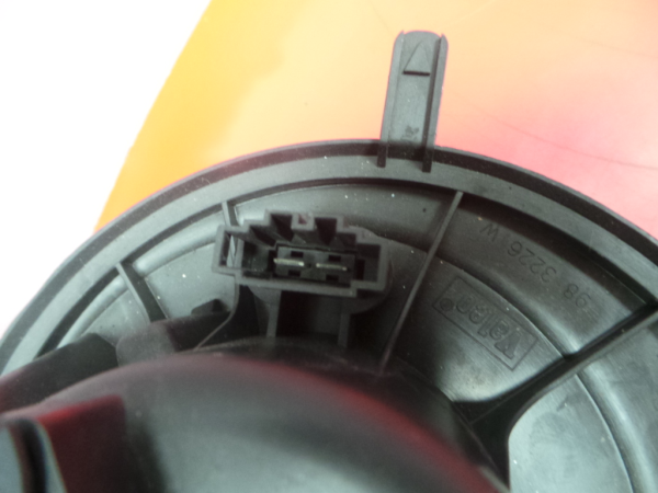 Moteur de chauffage VOLKSWAGEN Touran (1T) Imagem-2
