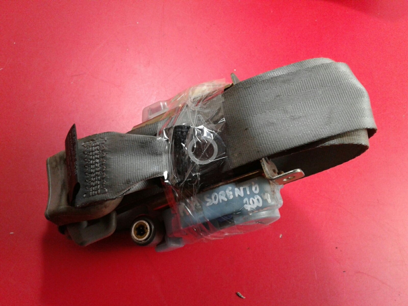 Cintura Pretensionatore anteriore destra KIA Sorento I (JC)