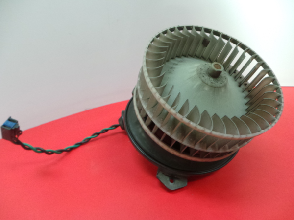 Ventola riscaldamento / Ventilatore abitacolo CHRYSLER Voyager IV (RG, RS) Imagem-1