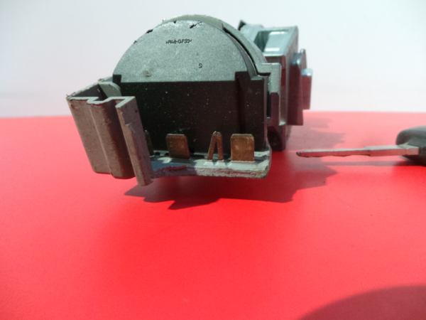 Ignition barrel FORD Focus II (DA_) Imagem-3