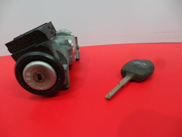 Ignition barrel FORD Focus II (DA_)