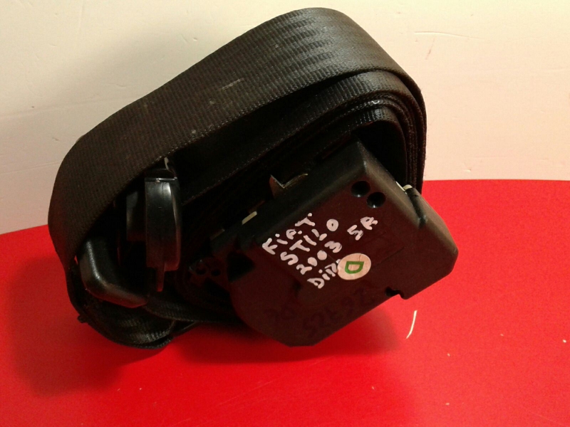 Prétensionneur de ceinture avant Droite FIAT Stilo (192_)