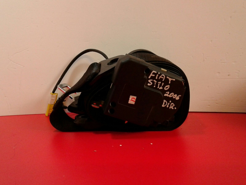 Prétensionneur de ceinture avant Droite FIAT Stilo (192_)
