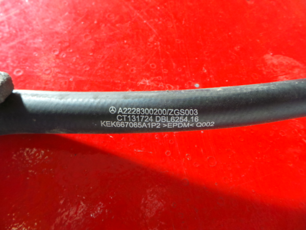 Tubo de agua MERCEDES-BENZ Classe S (W222, V222, X222) Imagem-4