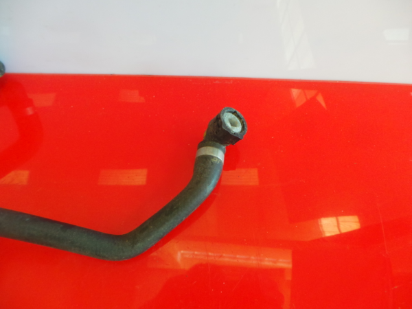 Tubo de agua MERCEDES-BENZ Classe S (W222, V222, X222) Imagem-1