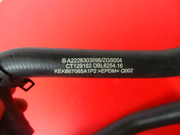 Tubo de agua MERCEDES-BENZ Classe S (W222, V222, X222) Imagem-3