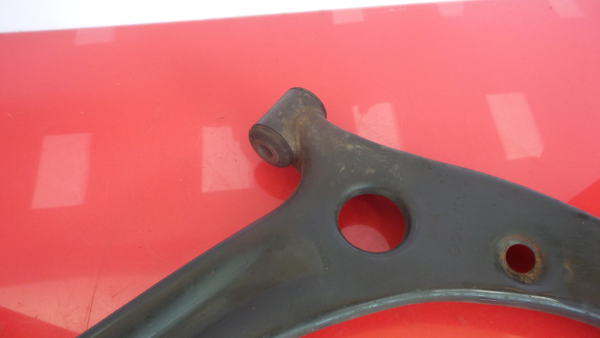 Bras de suspension Avant Droite MITSUBISHI Colt VI (Z3_A, Z2_A) Imagem-2