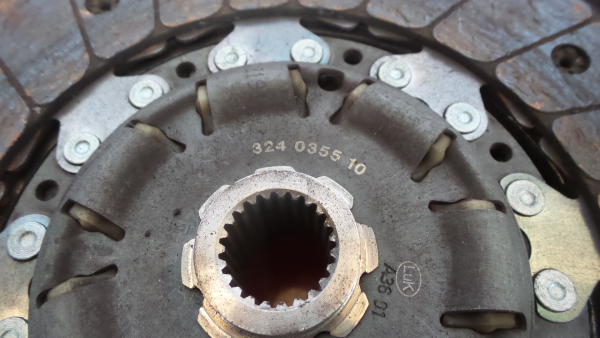 Volante motor VOLKSWAGEN Golf V Variant (1K5) Imagem-2