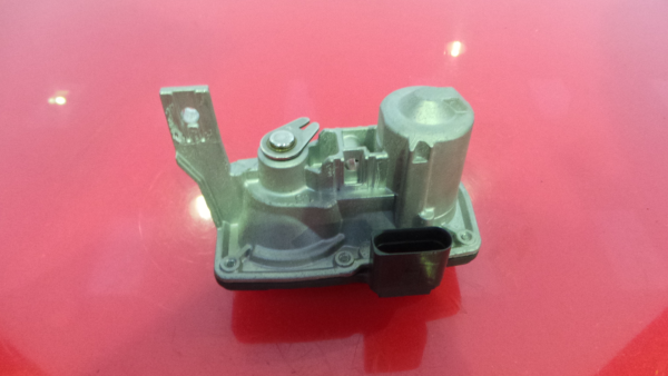 Attuatore / Motore valvola collettore di aspirazione VOLKSWAGEN Golf VII Variant (BA5, BV5)