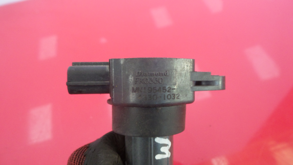 Bobine di accensione MITSUBISHI Colt VI (Z3_A, Z2_A) Imagem-2