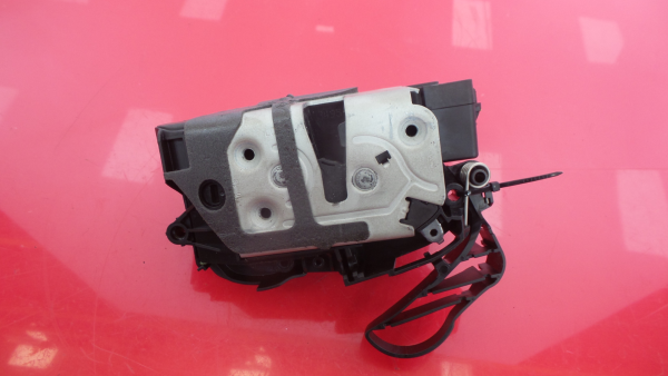 Serratura / chiusura porta anteriore sinistro FORD Focus III Imagem-1