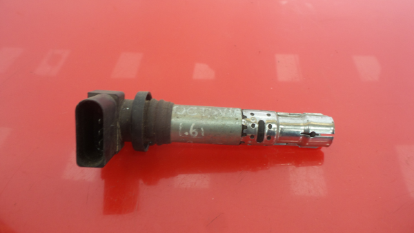 Bobina de ignição SKODA Octavia II Hatchback (1Z3)