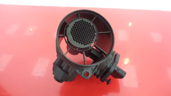 Débitmètre d'air massique (MAF) MERCEDES-BENZ Classe C (W204) Imagem-1