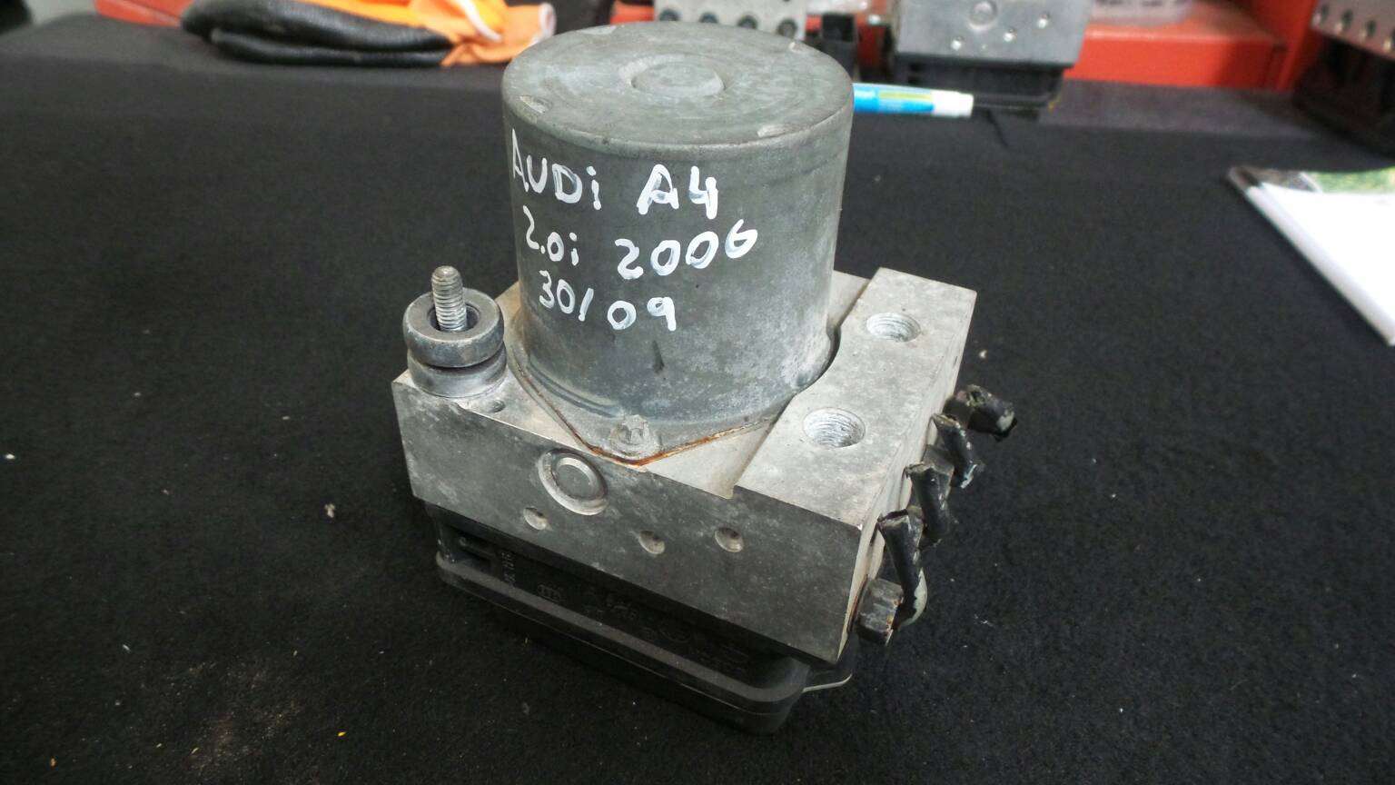 ABS AUDI A4 (8EC, B7)