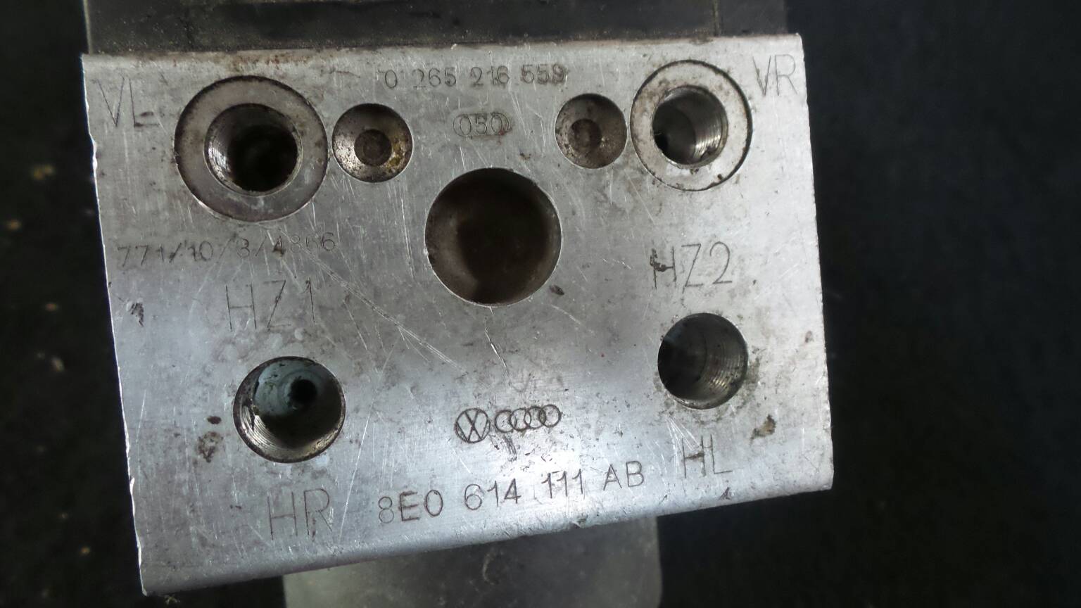 ABS AUDI A4 (8D2, B5) Imagem-3