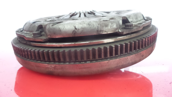 Volante motor AUDI A1 (8X1, 8XK) Imagem-1