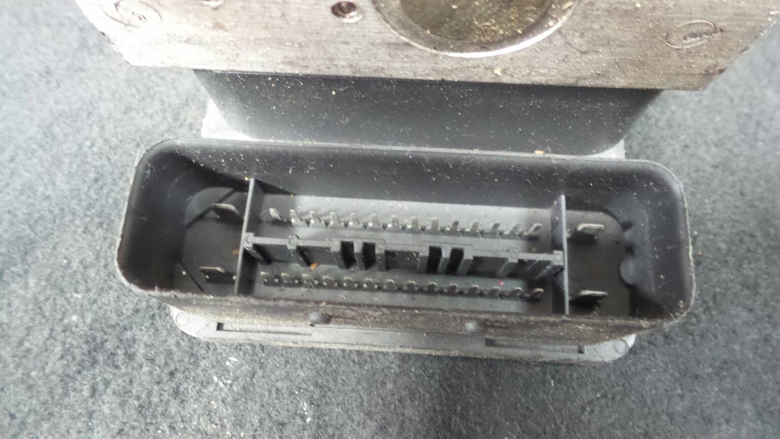 ABS VOLKSWAGEN Polo (9N) Imagem-1