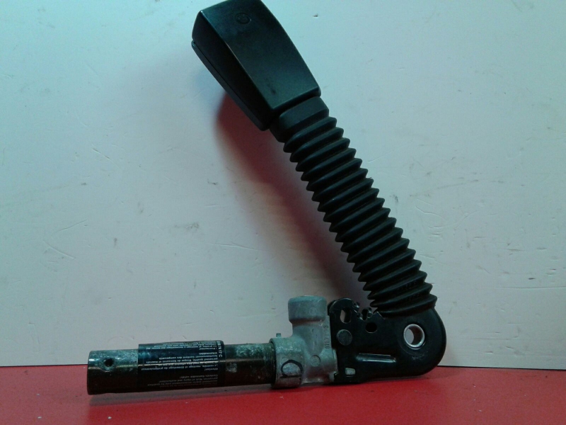 Cintura Pretensionatore anteriore destra BMW 3 Touring (E46) Imagem-1