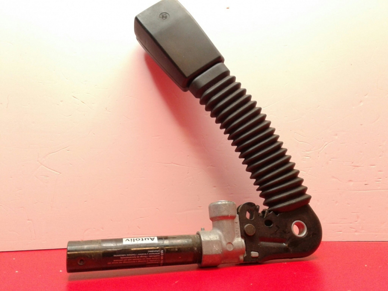 Right front seatbelt pretensioner BMW 3 Touring (E46) Imagem-1