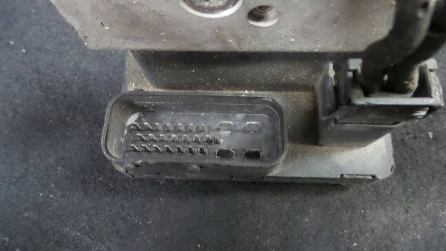 ABS VOLKSWAGEN Golf IV (1J1) Imagem-1