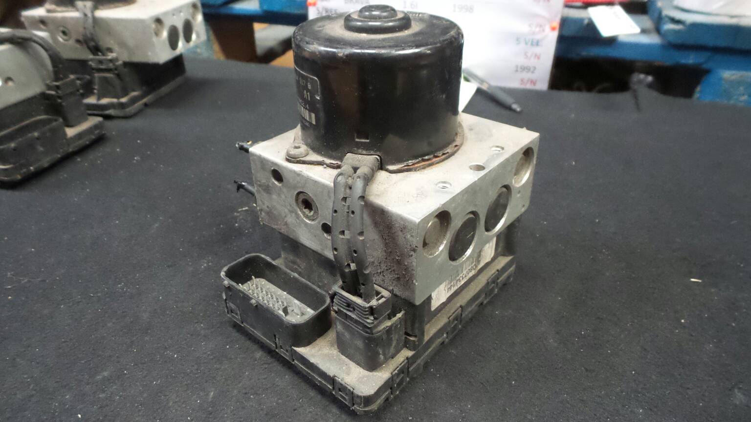 ABS VOLKSWAGEN Golf IV (1J1)