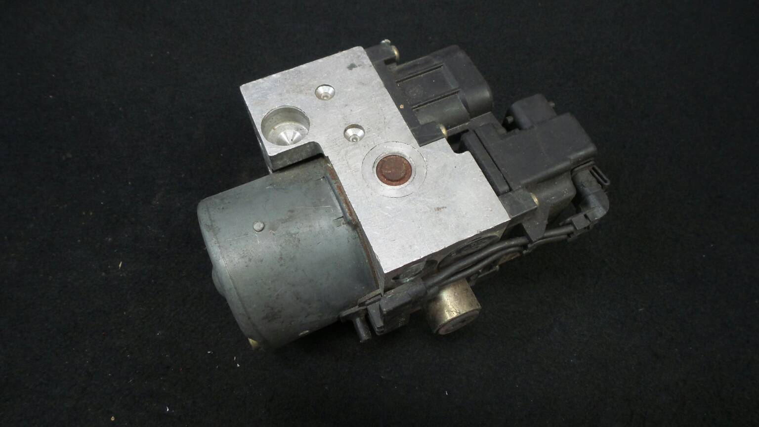 ABS VOLKSWAGEN Passat (3B2)