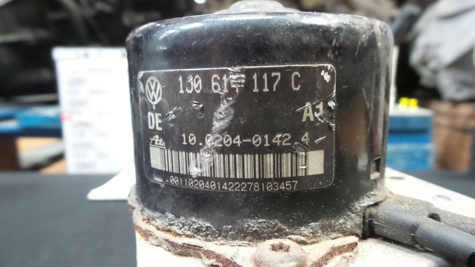 ABS VOLKSWAGEN Golf IV (1J1) Imagem-1