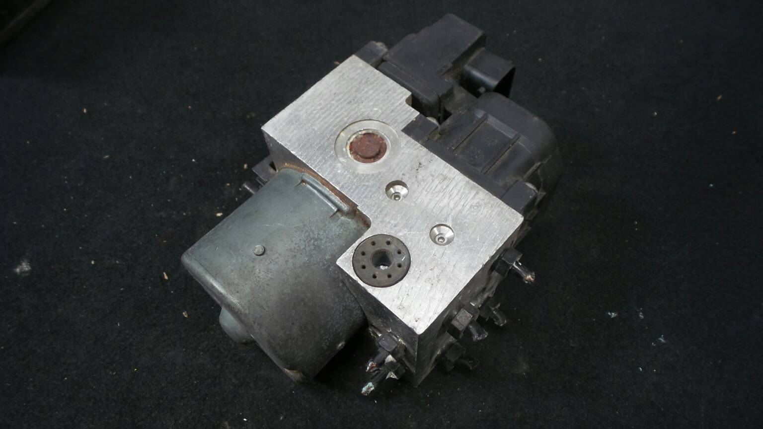 ABS VOLKSWAGEN Passat (3B2)