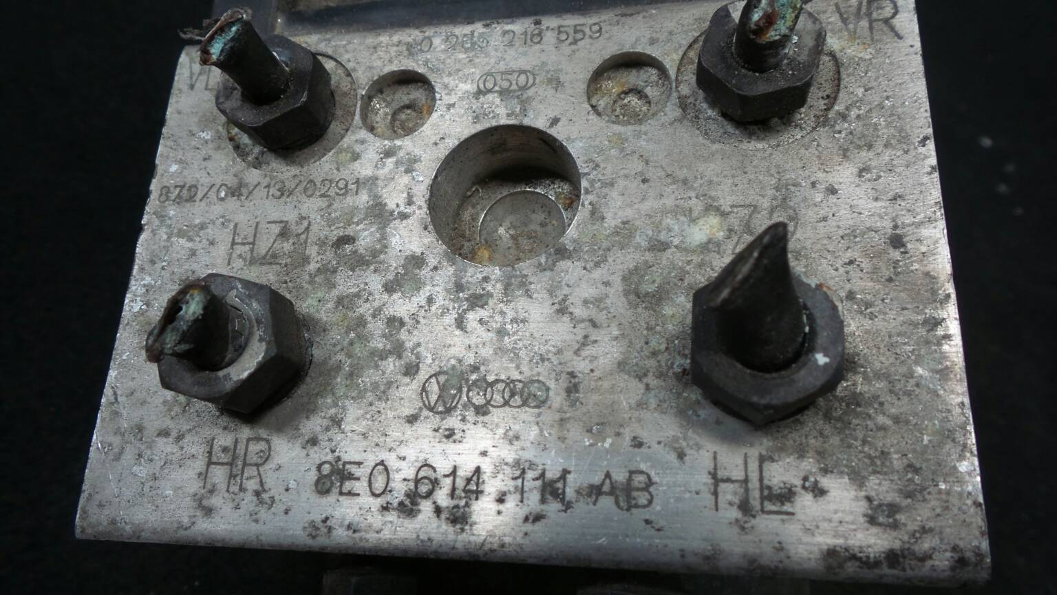 ABS VOLKSWAGEN Passat (3B2) Imagem-3