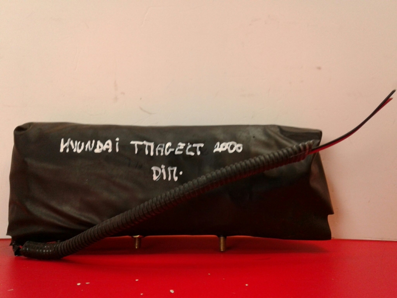 Right Seat Airbag HYUNDAI Trajet (FO)