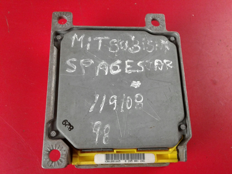 Calculateur  airbag MITSUBISHI Space Star Combi (DG_A) Imagem-1