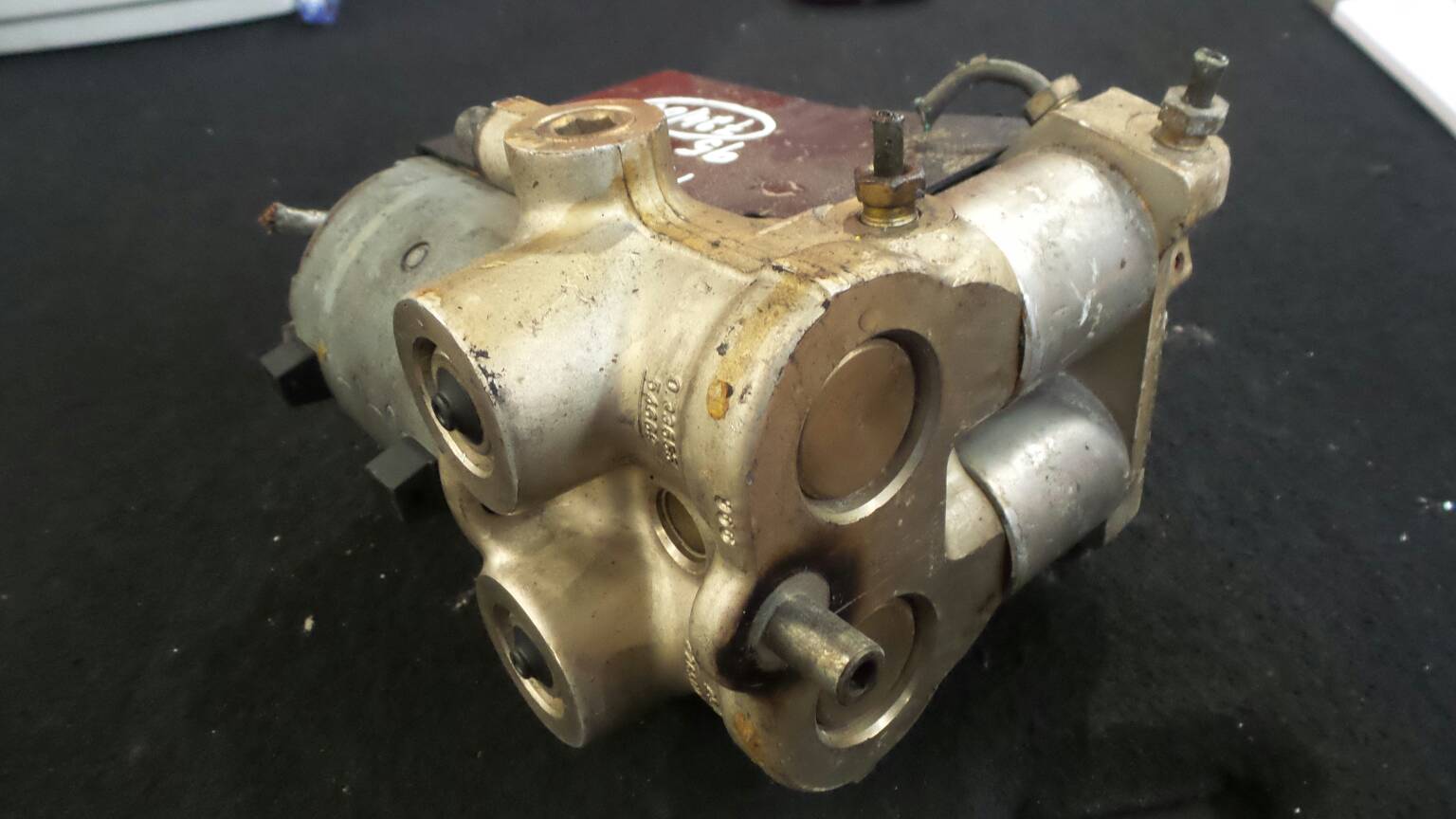 ABS MERCEDES-BENZ Classe E (W124) Imagem-1