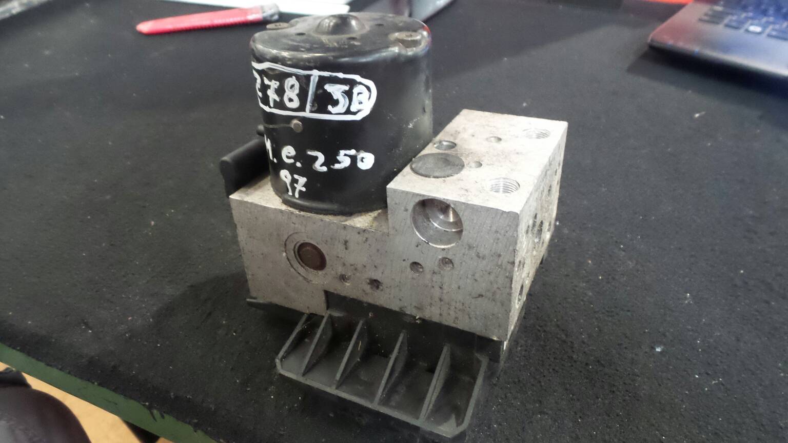 ABS MERCEDES-BENZ Classe C (W202)