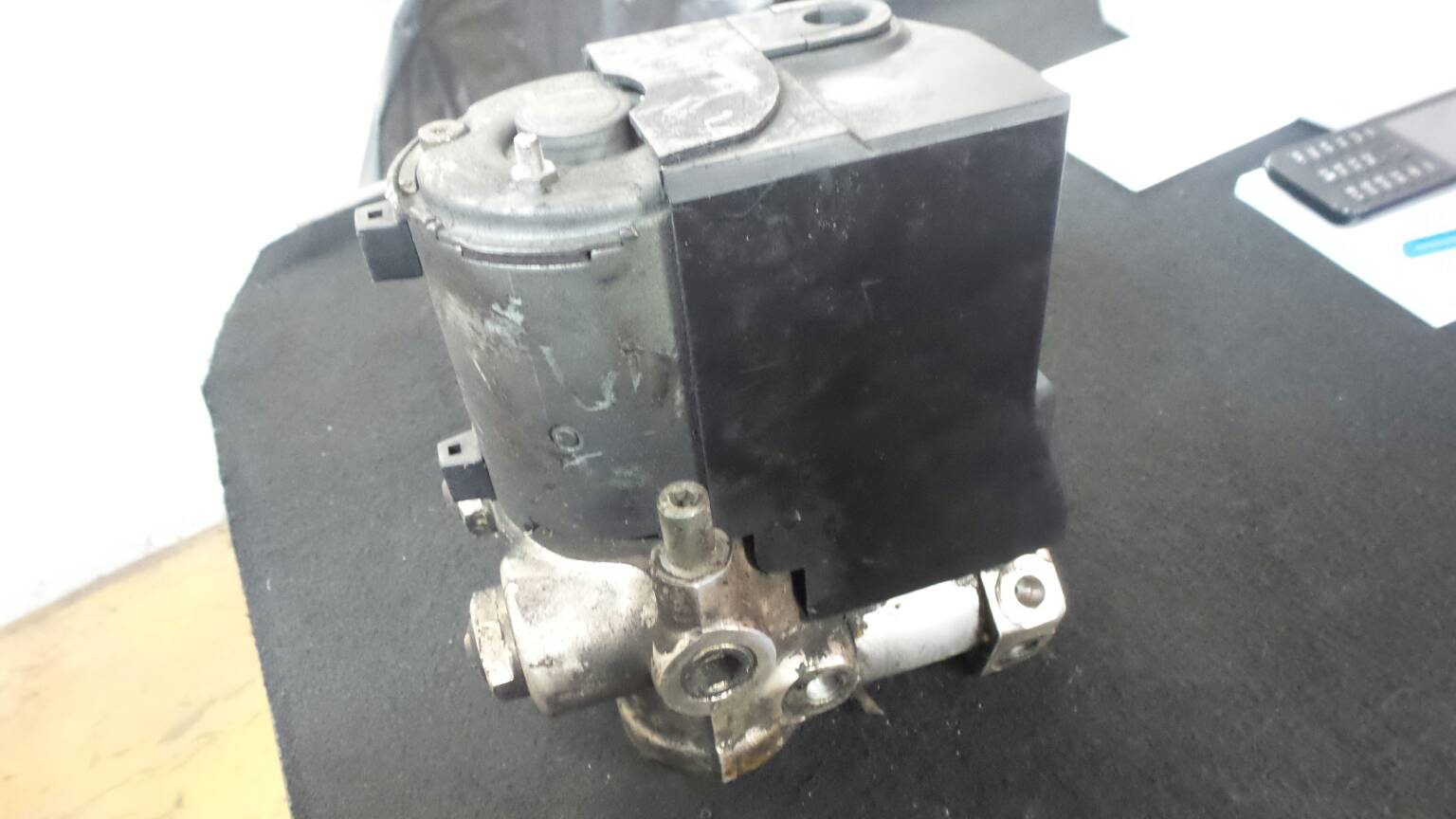 ABS MERCEDES-BENZ Classe E (W124) Imagem-1