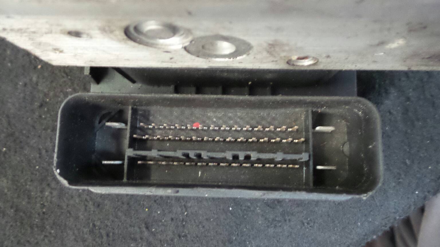 ABS MERCEDES-BENZ Classe C (W203) Imagem-1