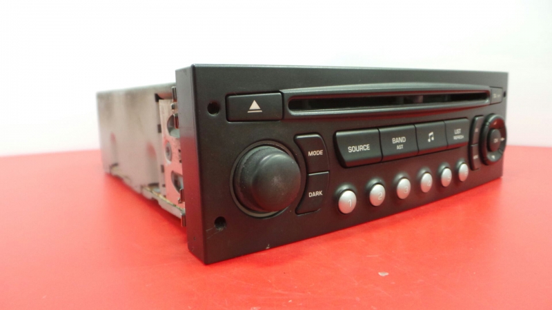 Radio / autorradio PEUGEOT Partner II Imagem-1
