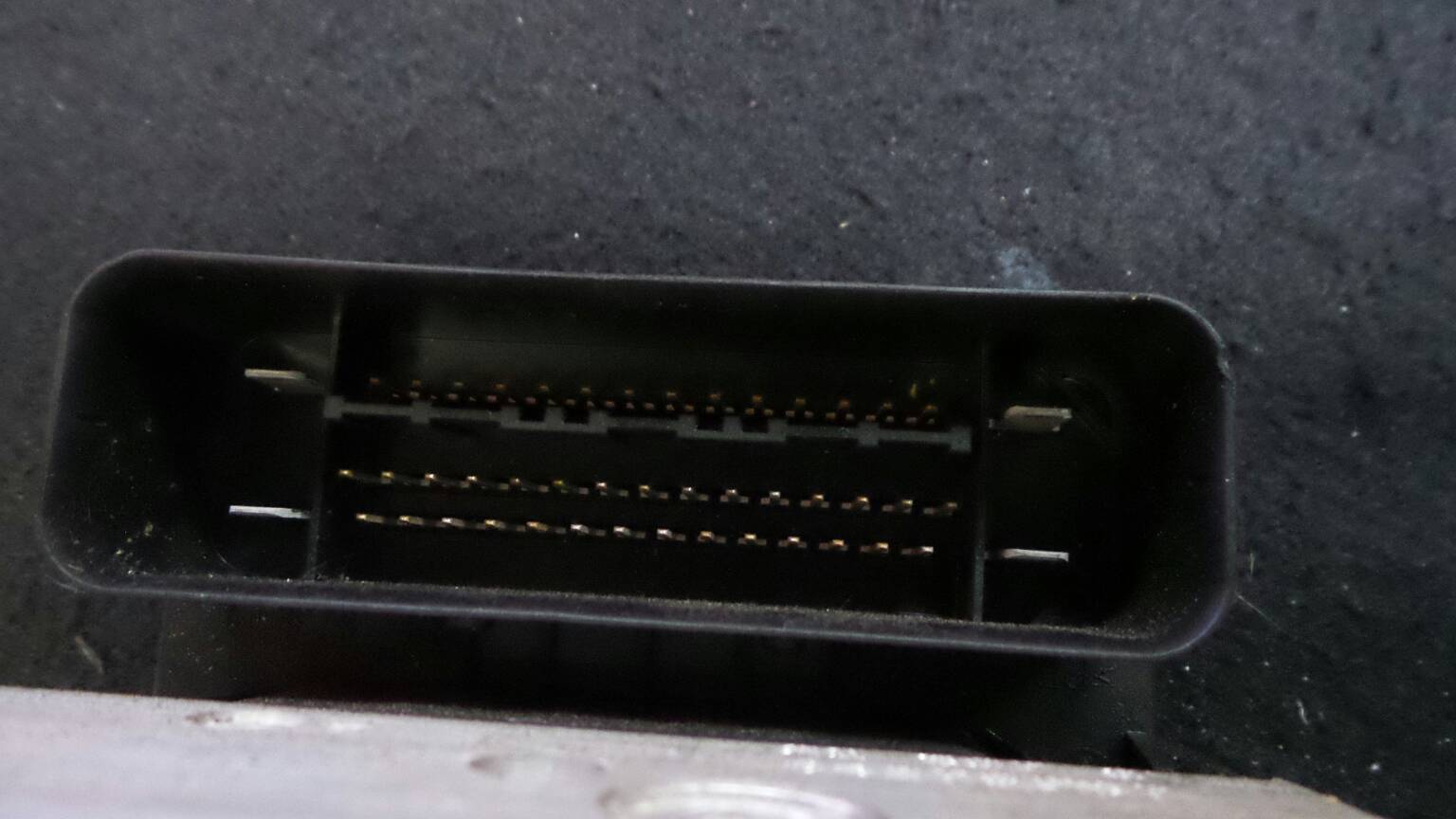 ABS MERCEDES-BENZ Classe C (W203) Imagem-1