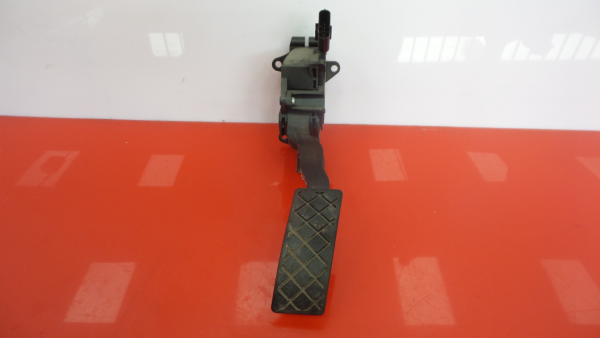 Pédale d'accélérateur VOLKSWAGEN Polo (6R, 6C)