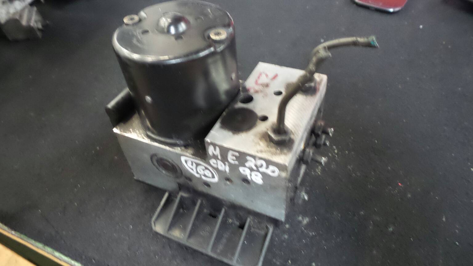 ABS MERCEDES-BENZ Classe E (W210) Imagem-1