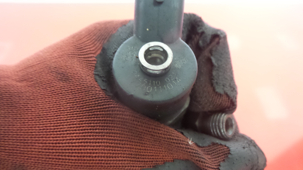 Injecteur MITSUBISHI Carisma Hatchback (DA_) Imagem-3