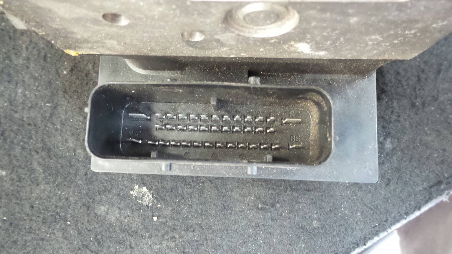 ABS BMW 6 (E63) Imagem-1