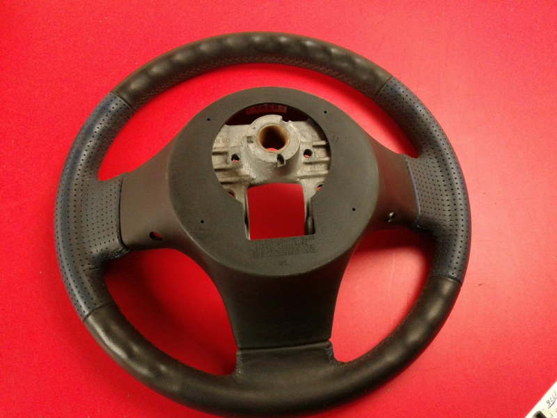 Steering wheel MITSUBISHI Colt VI (Z3_A, Z2_A) Imagem-1