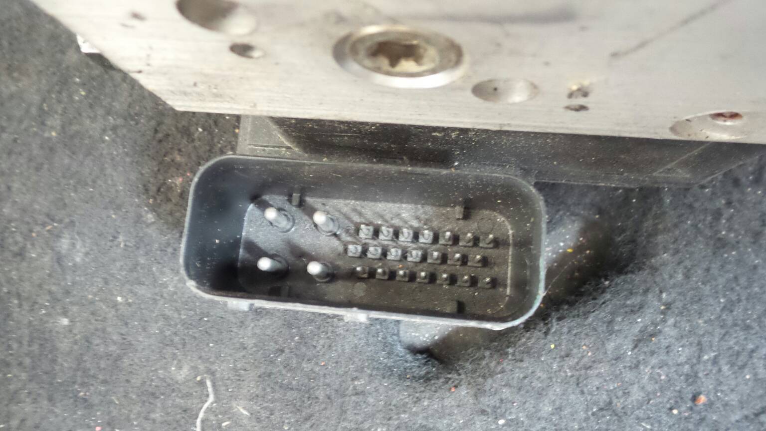 ABS BMW 3 (E46) Imagem-1