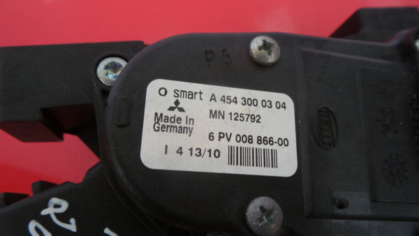 Pédale d'accélérateur MITSUBISHI Colt VI (Z3_A, Z2_A) Imagem-3