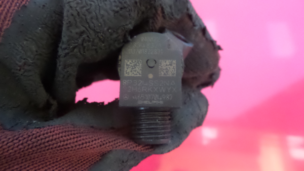 Injecteur MERCEDES-BENZ Classe C (W204) Imagem-3