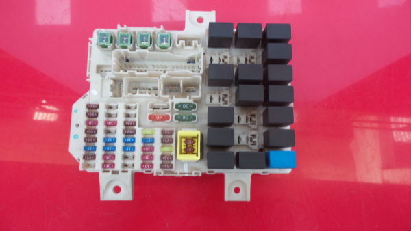 Boîte de fusibles / SAM / BSI MITSUBISHI Colt VI (Z3_A, Z2_A) Imagem-5