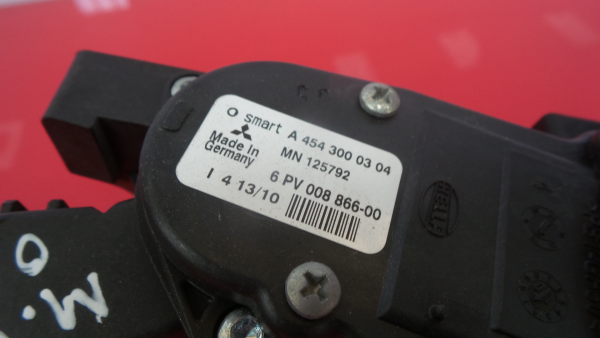 Pédale d'accélérateur MITSUBISHI Colt VI (Z3_A, Z2_A) Imagem-2