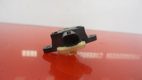 Sensor de impacto VOLKSWAGEN Polo (6R, 6C) Imagem-3