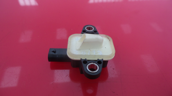 Sensor de impacto VOLKSWAGEN Polo (6R, 6C) Imagem-4