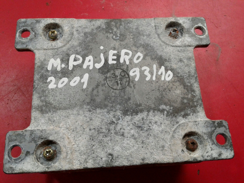 Calculateur  airbag MITSUBISHI Pajero III (V6_W, V7_W) Imagem-1